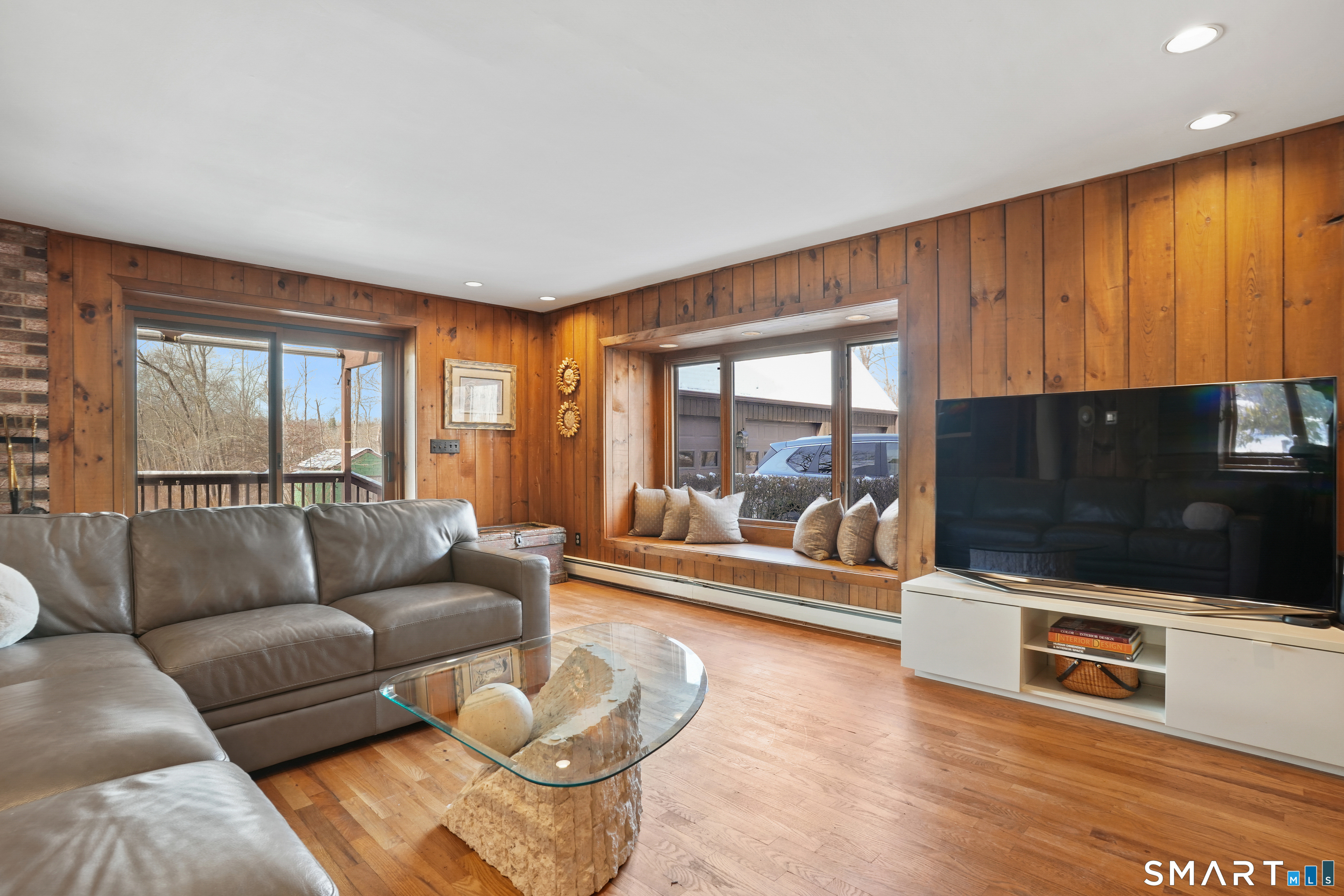 355 North Street Ridgefield, CT 06877 - Photo 6 of 35