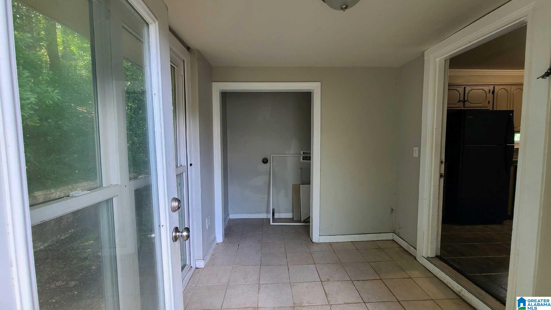 1525 Cresthill Road Birmingham, AL 35213 - Photo 8 of 13 Gallery Image 8