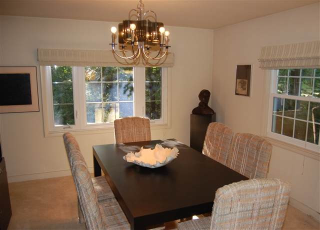 889 Inman Road Niskayuna, NY 12309 - Photo 3 of 12 Photo 3