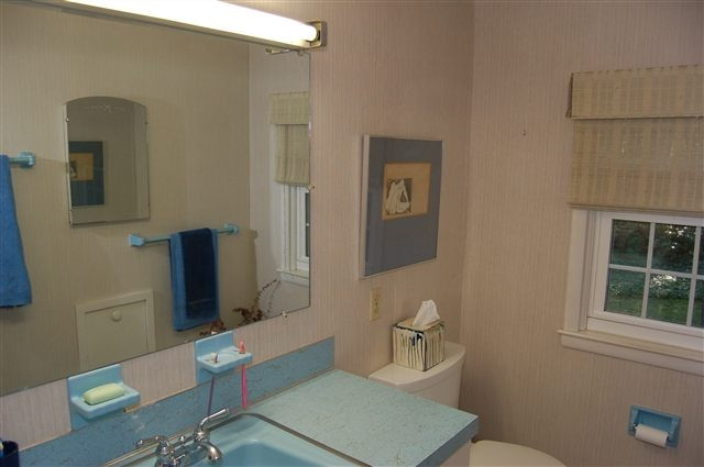 889 Inman Road Niskayuna, NY 12309 - Photo 8 of 12 Photo 8