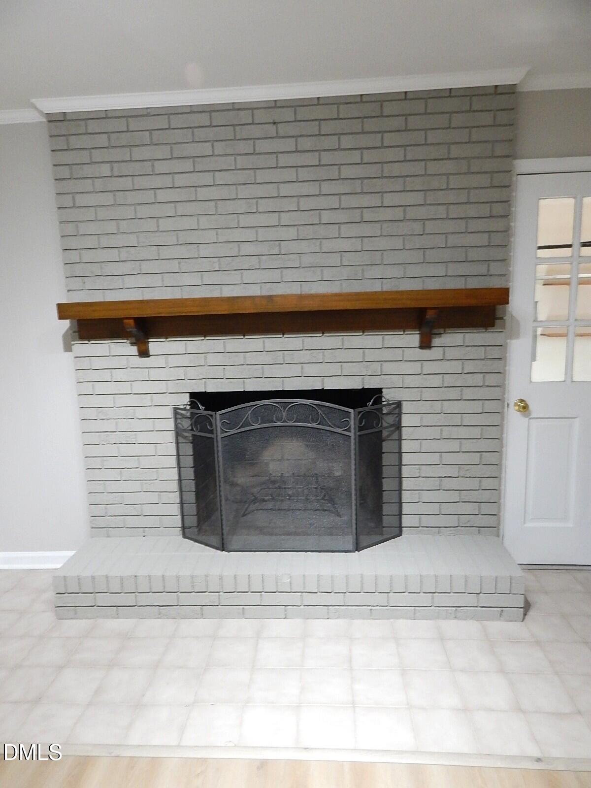 6408 Shadow Court Raleigh, NC 27613 - Photo 28 of 35 a stove top oven sitting inside of a kitchen