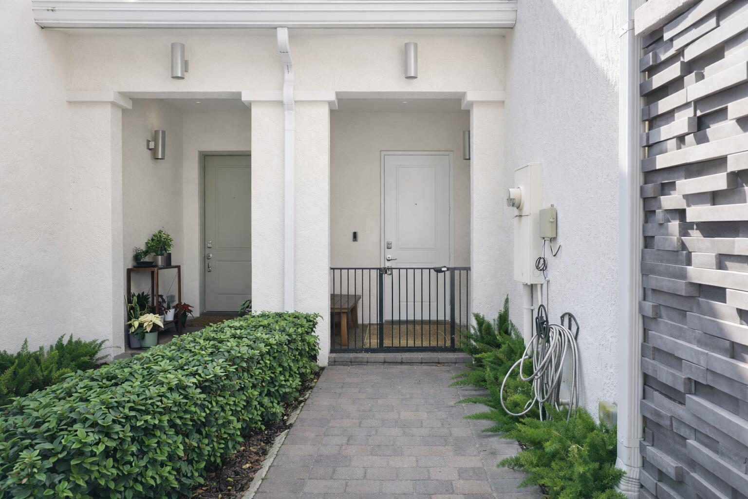 a view of a pathway of house