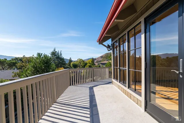 $1,350,000 | 66 Martinez Court, Novato, CA 94945