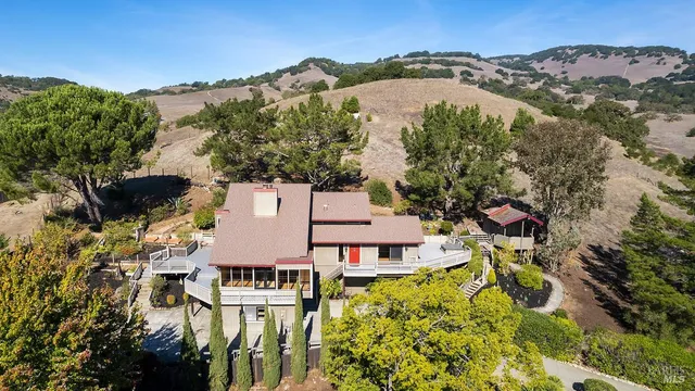 $1,350,000 | 66 Martinez Court, Novato, CA 94945