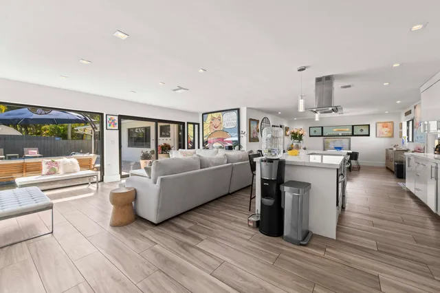 $1,250,000 | 518 Southwest 28th Avenue, Boynton Beach, FL 33435