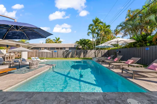 $1,250,000 | 518 Southwest 28th Avenue, Boynton Beach, FL 33435