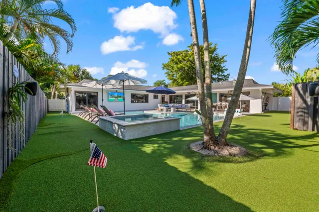 $1,250,000 | 518 Southwest 28th Avenue, Boynton Beach, FL 33435