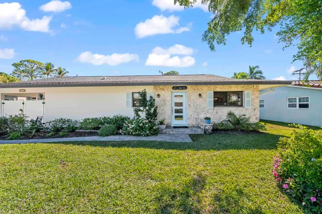 $1,250,000 | 518 Southwest 28th Avenue, Boynton Beach, FL 33435