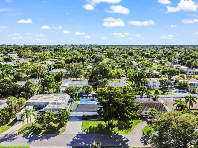 $1,250,000 | 518 Southwest 28th Avenue, Boynton Beach, FL 33435