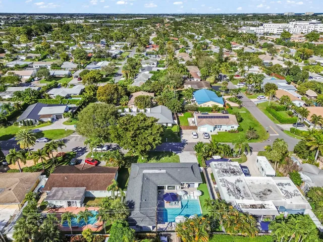 $1,250,000 | 518 Southwest 28th Avenue, Boynton Beach, FL 33435
