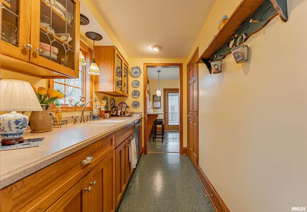 $250,000 | 531 North Union Street, Lincoln, IL 62656