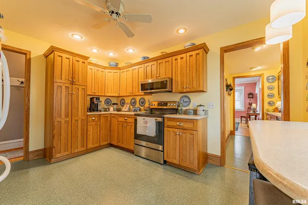 $250,000 | 531 North Union Street, Lincoln, IL 62656