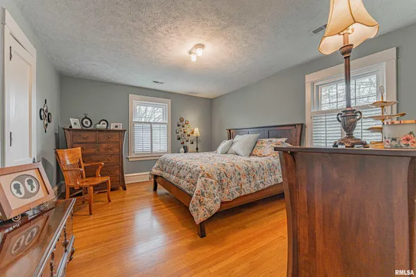 $250,000 | 531 North Union Street, Lincoln, IL 62656