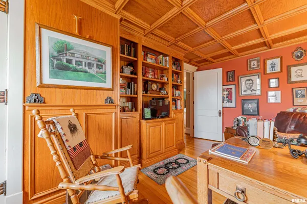 $250,000 | 531 North Union Street, Lincoln, IL 62656