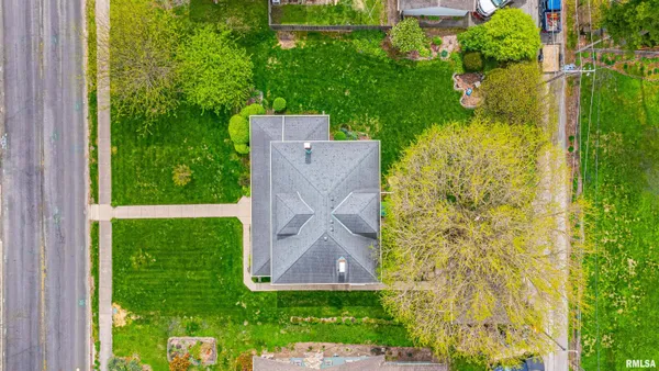 $250,000 | 531 North Union Street, Lincoln, IL 62656