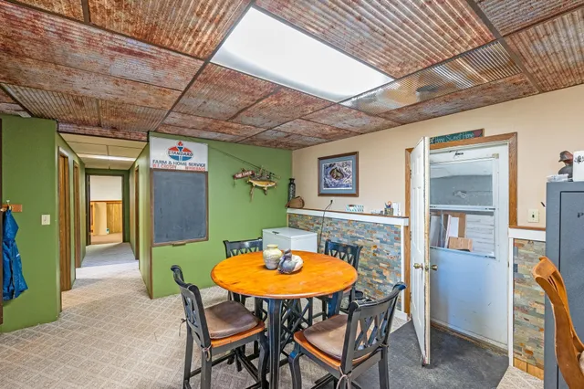 $219,000 | 302 North Manyaska Street, Sherburn, MN 56171