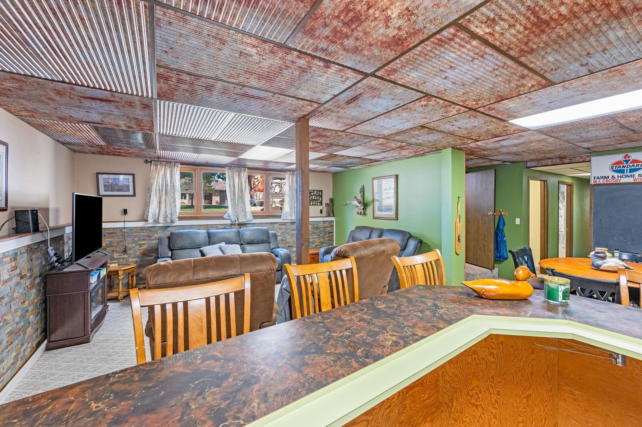 302 North Manyaska Street Sherburn, MN 56171 - Photo 24 of 43