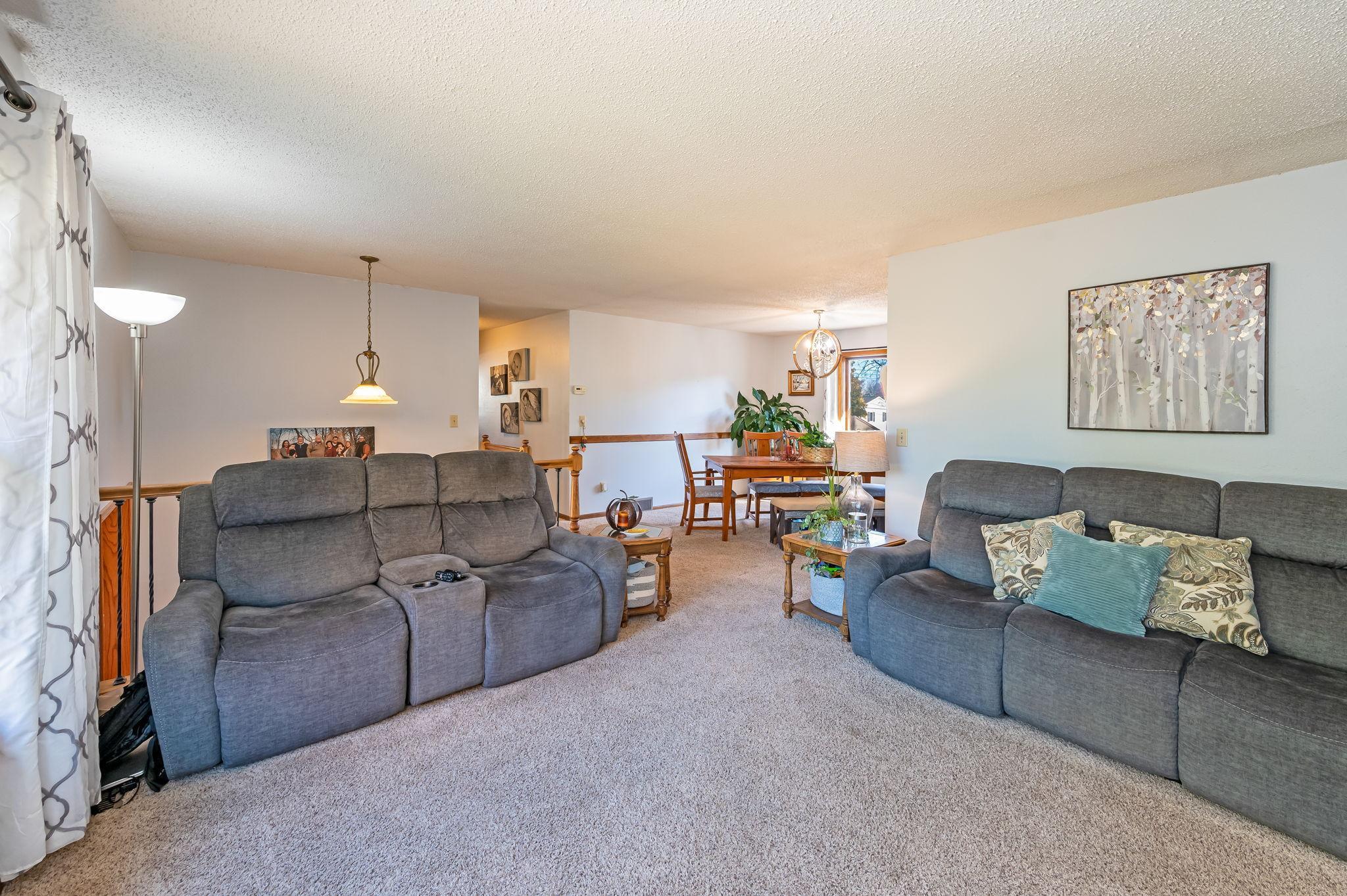 302 North Manyaska Street Sherburn, MN 56171 - Photo 6 of 43