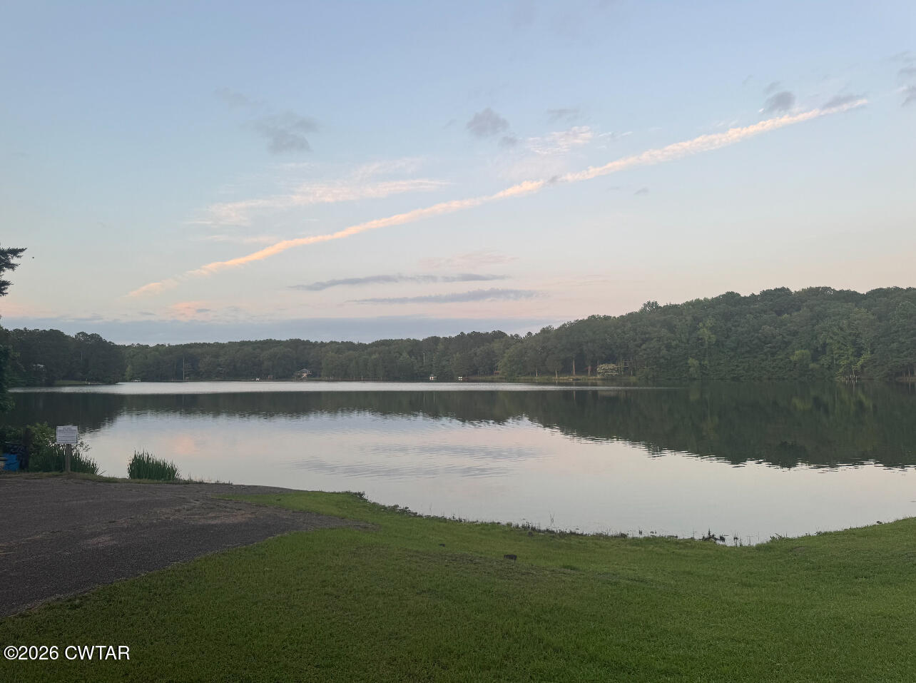 160 Oak Grove Road Middleton, TN 38052 - Photo 6 of 13 a view of lake with green space