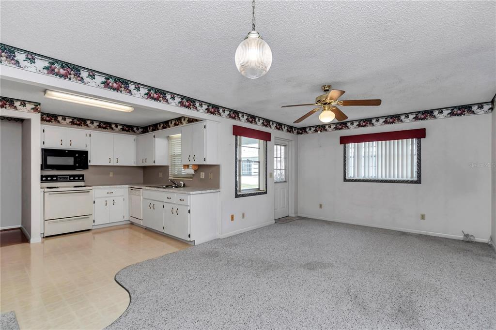 8667 Southwest 97th Street, Unit E Ocala, FL 34481 - Photo 16 of 38