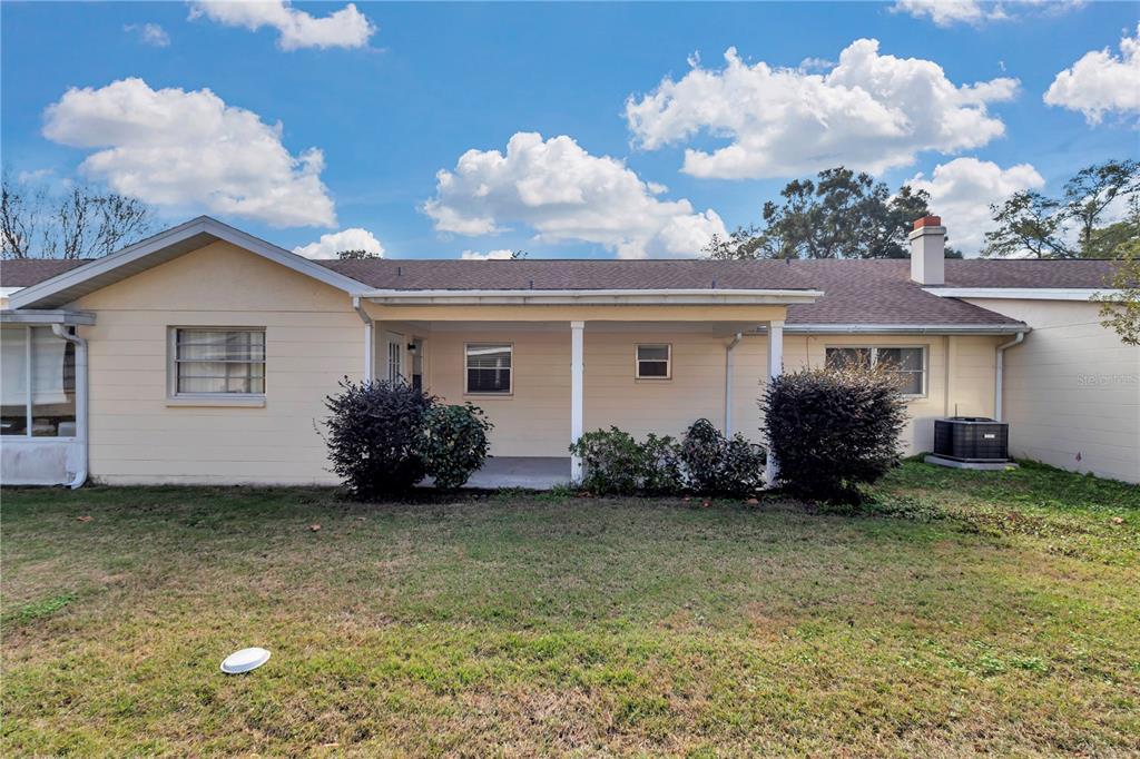 8667 Southwest 97th Street, Unit E Ocala, FL 34481 - Photo 22 of 38