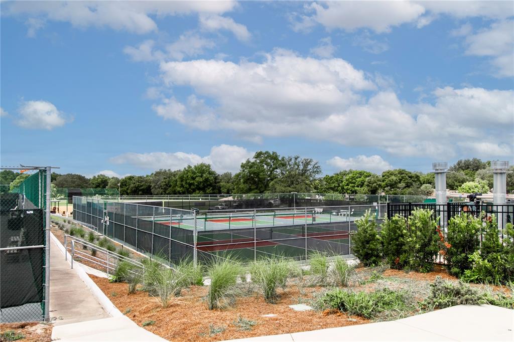 8667 Southwest 97th Street, Unit E Ocala, FL 34481 - Photo 26 of 38