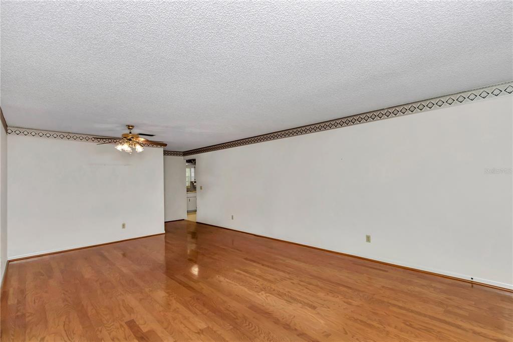 8667 Southwest 97th Street, Unit E Ocala, FL 34481 - Photo 5 of 38