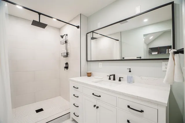 $1,450,000 | 7030 Highway 4, Bridgewater, VT 05034