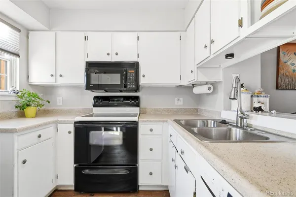 $299,500 | 9368 West Ontario Drive, Littleton, CO 80128