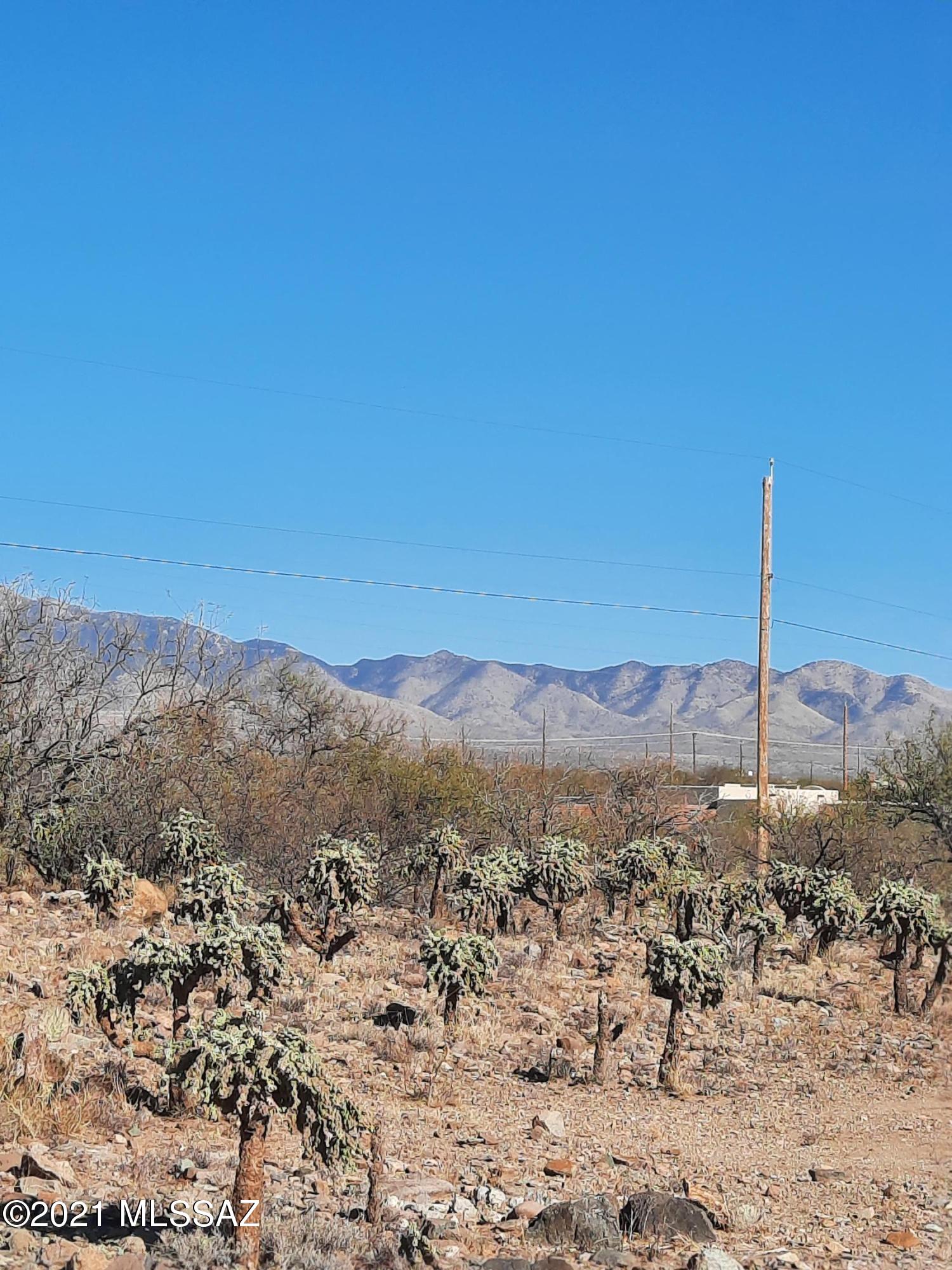 127 Juego Court, Unit 18 Rio Rico, AZ 85648 - Photo 3 of 12