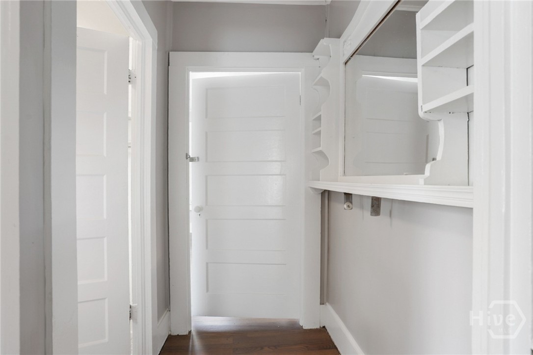 1023 West 37th Street Savannah, GA 31415 - Photo 17 of 33 Move in ready and awaiting its next owner.