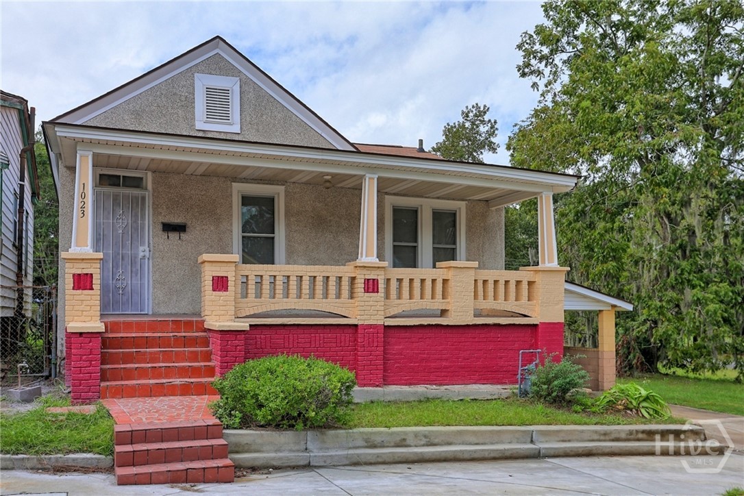 1023 West 37th Street Savannah, GA 31415 - Photo 2 of 33 Charming Circa 1939 home. Move-in ready.
