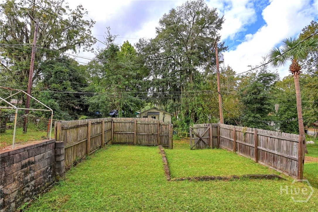 1023 West 37th Street Savannah, GA 31415 - Photo 28 of 33 Large fenced yard.