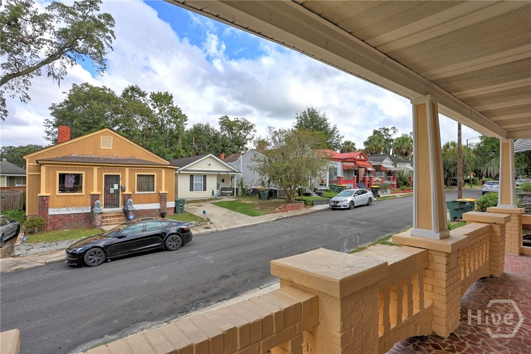 1023 West 37th Street Savannah, GA 31415 - Photo 5 of 33 Close to shopping and transportation.