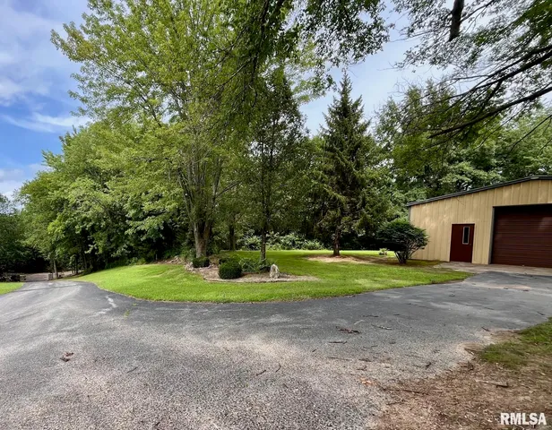 $215,000 | 3938 Musholt Strasse Lane, Quincy, IL 62305