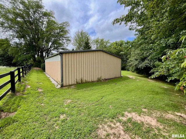 $215,000 | 3938 Musholt Strasse Lane, Quincy, IL 62305