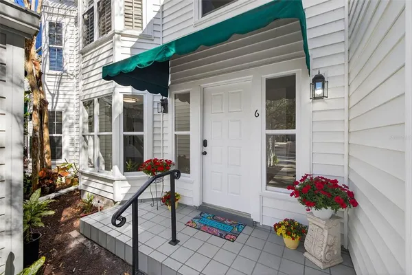 $529,900 | 5300 Bayshore Boulevard, Unit C6, Tampa, FL 33611