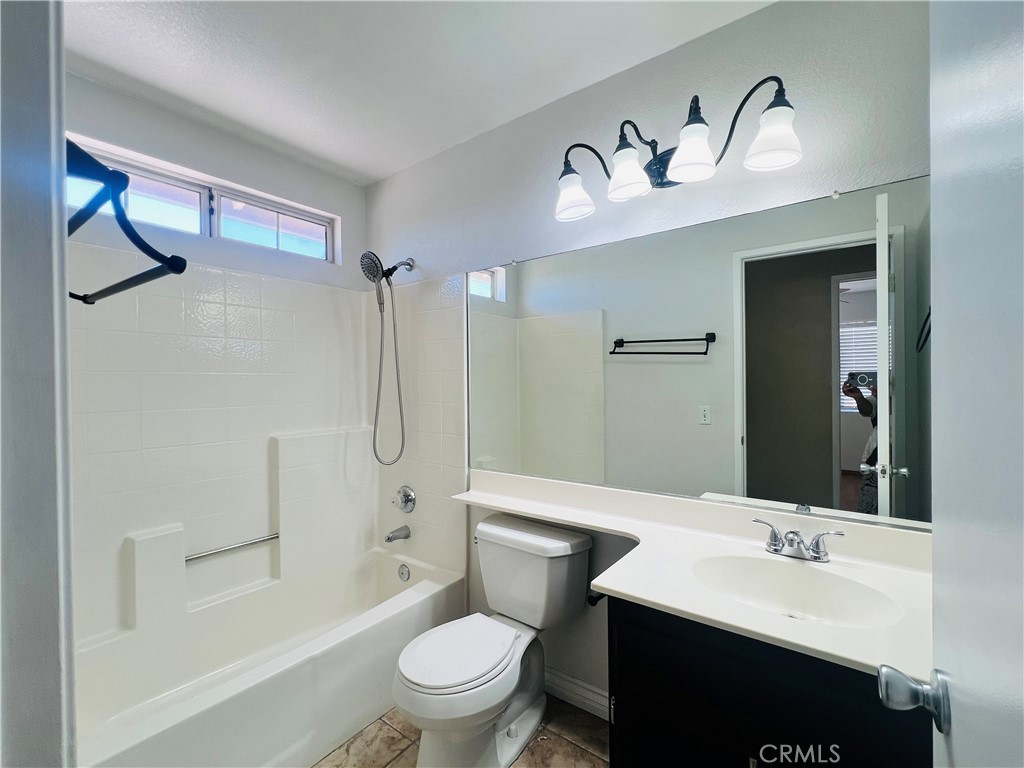 13278 Cardinal Road Victorville, CA 92392 - Photo 28 of 34