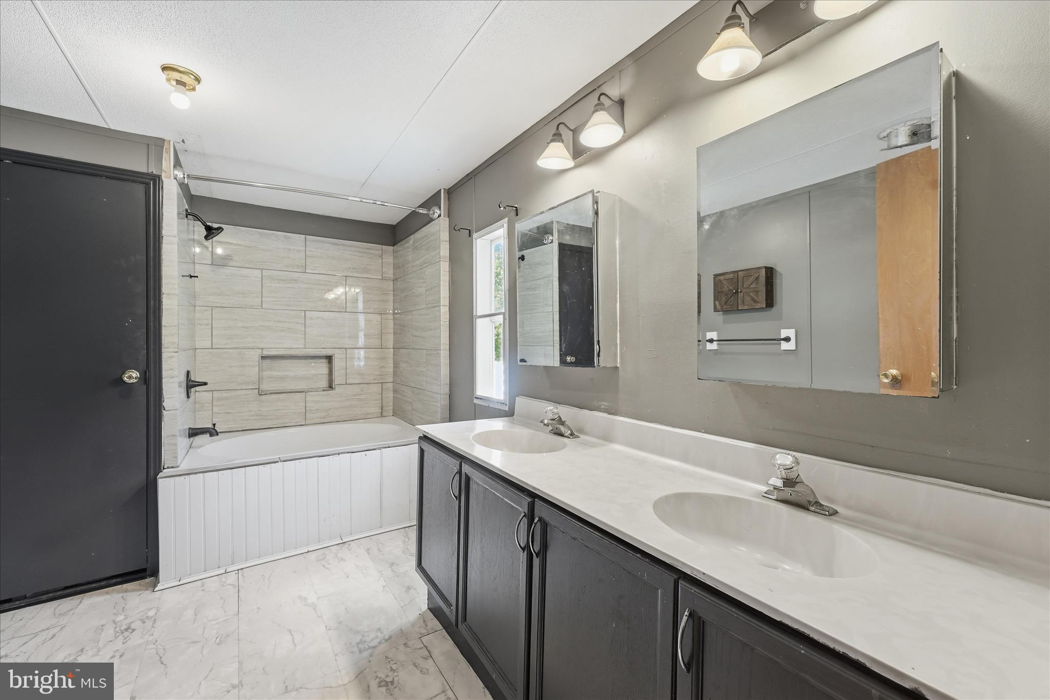 14316 Tower Road Smithsburg, MD 21783 - Photo 4 of 49 Primary Bathroom