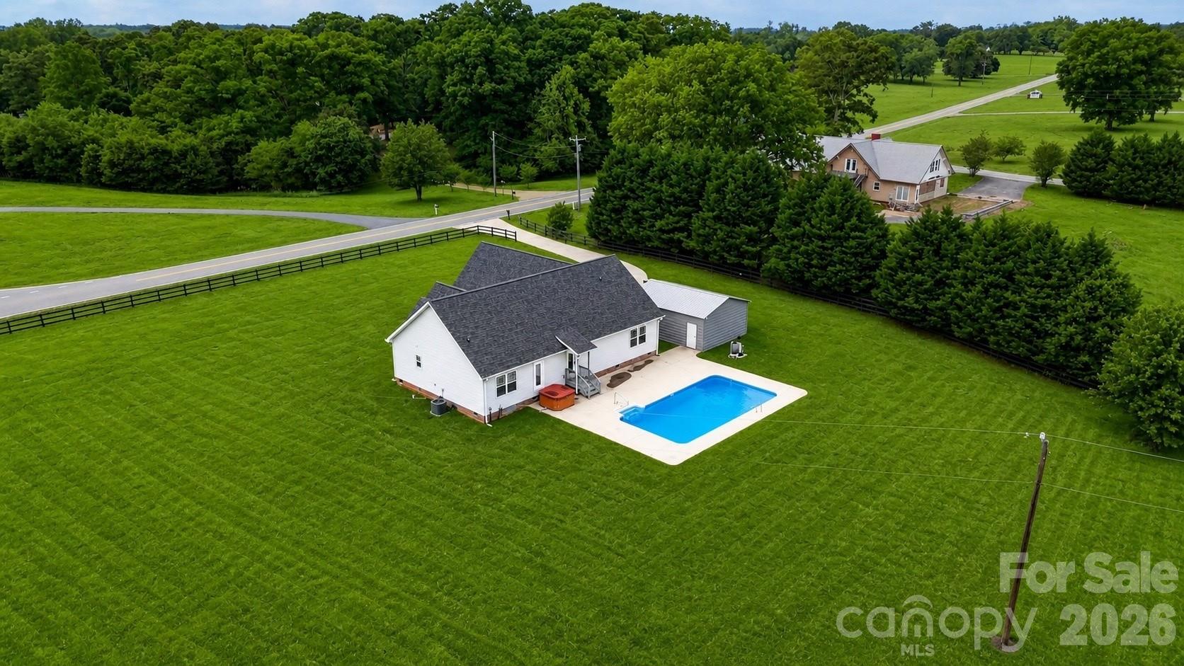 879 Doggett Road Forest City, NC 28043 - Photo 3 of 34