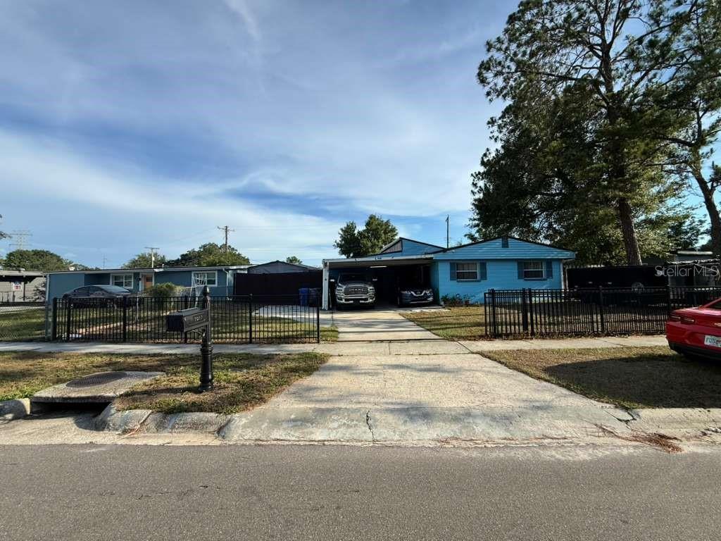 7917 Rideout Road Tampa, FL 33619 - Photo 2 of 51