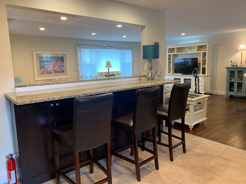 495 Gardners Neck Road Swansea, MA 02777 - Photo 6 of 8 Gallery Image 6