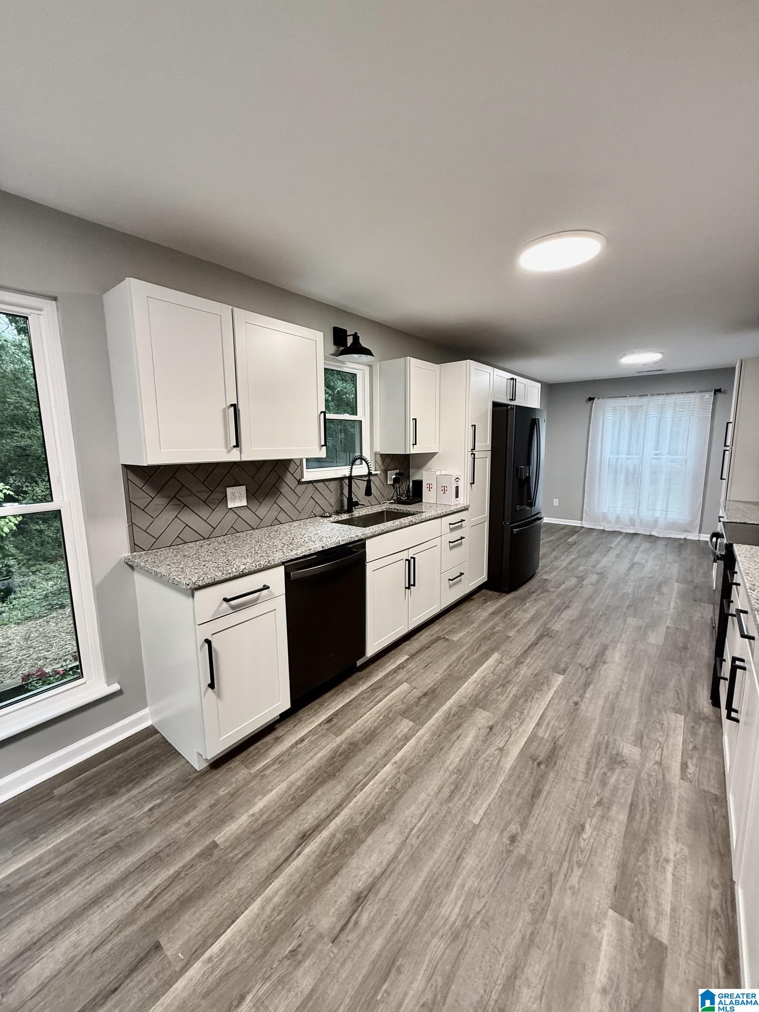 1521 Oliver Road Leeds, AL 35094 - Photo 5 of 28