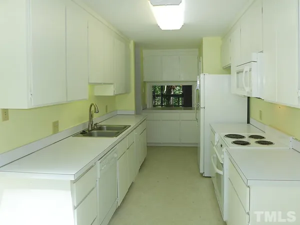 $1,745 | 21 Bluff Trail, Chapel Hill, NC 27516