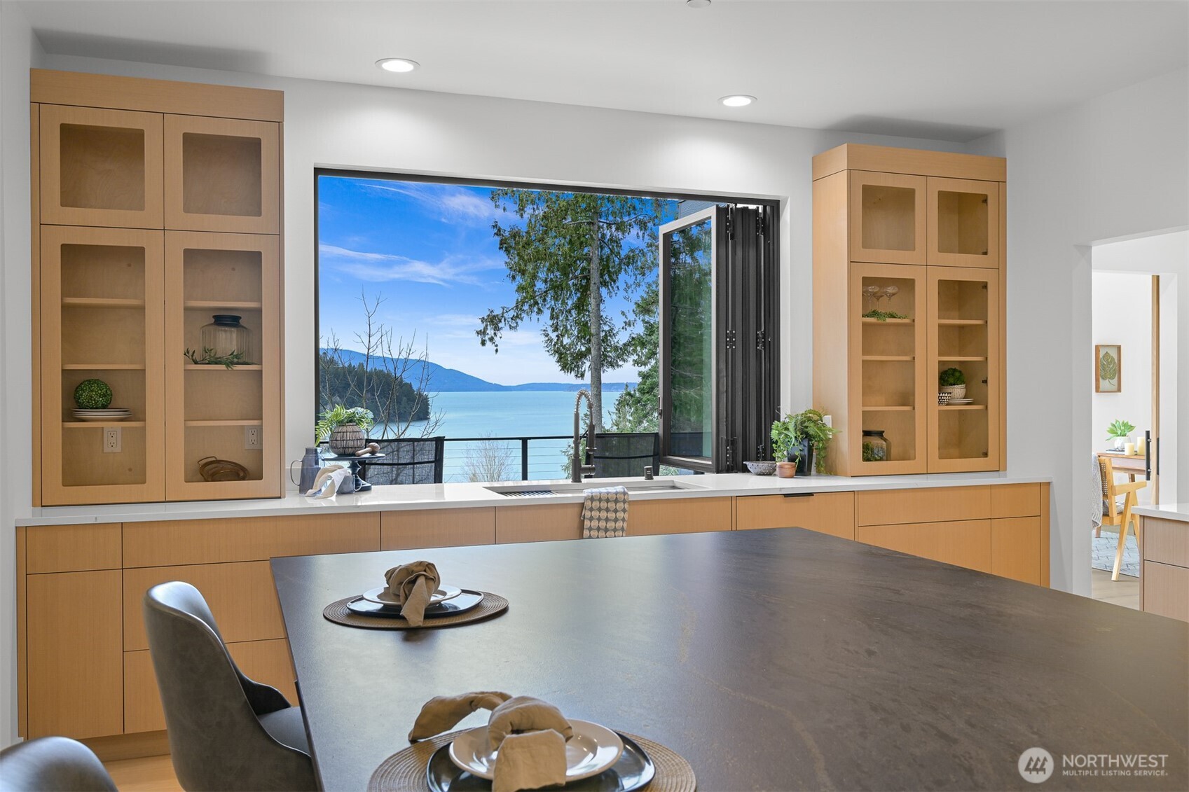 166 Soundview Road Bellingham, WA 98229 - Photo 14 of 40 Gallery Image 14