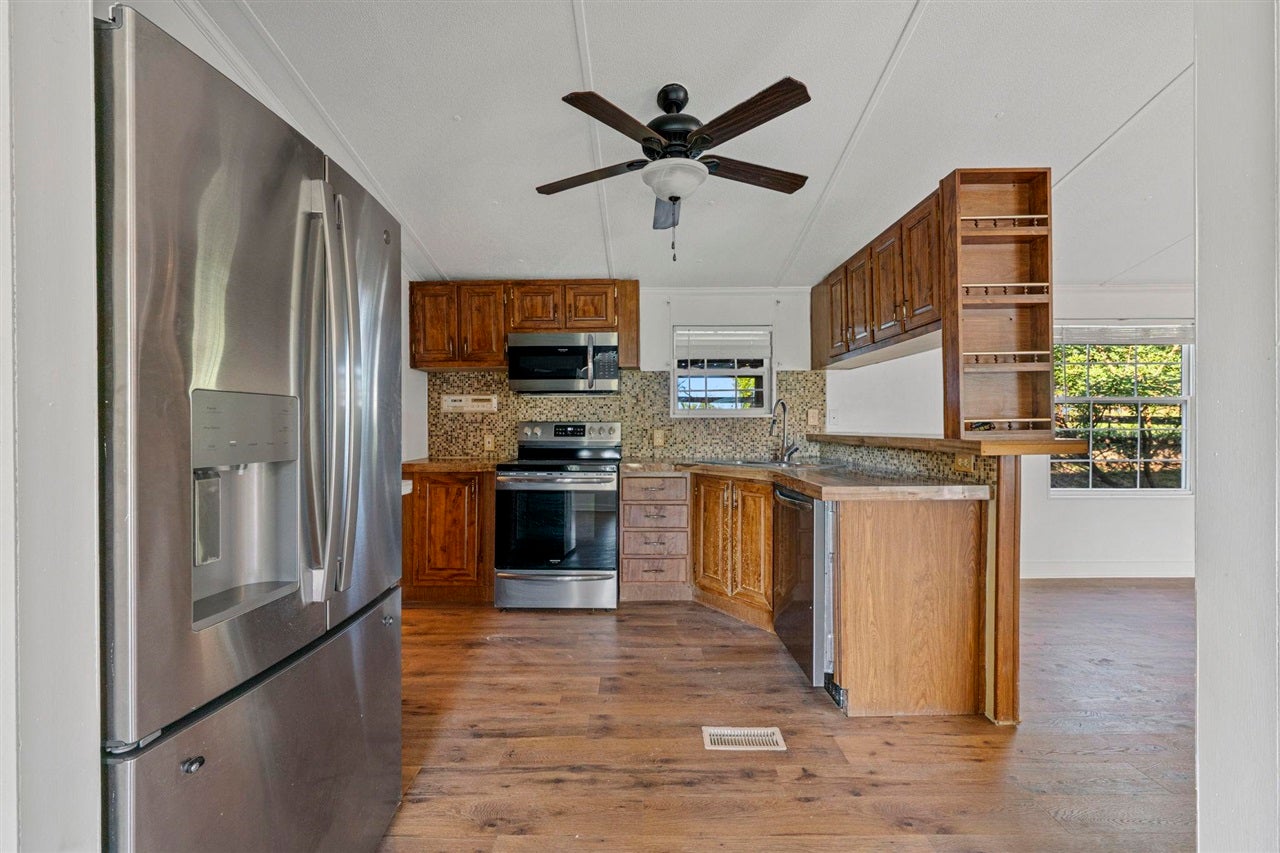 9155 Glasgow Road Smiths Grove, KY 42171 - Photo 18 of 29 Gallery Image 18