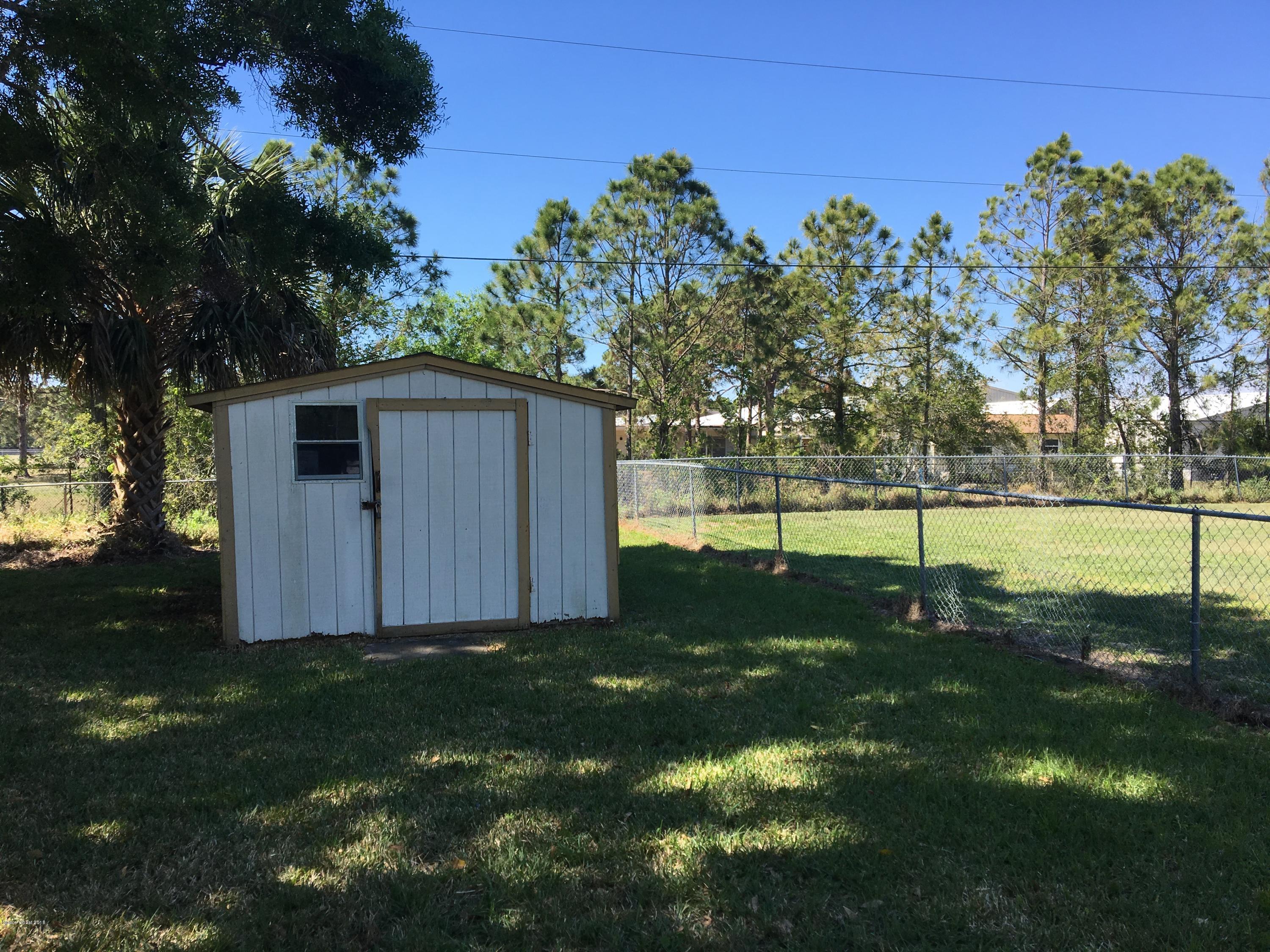 580 Wildmer Road Southwest Palm Bay, FL 32908 - Photo 2 of 15 IMG_5548