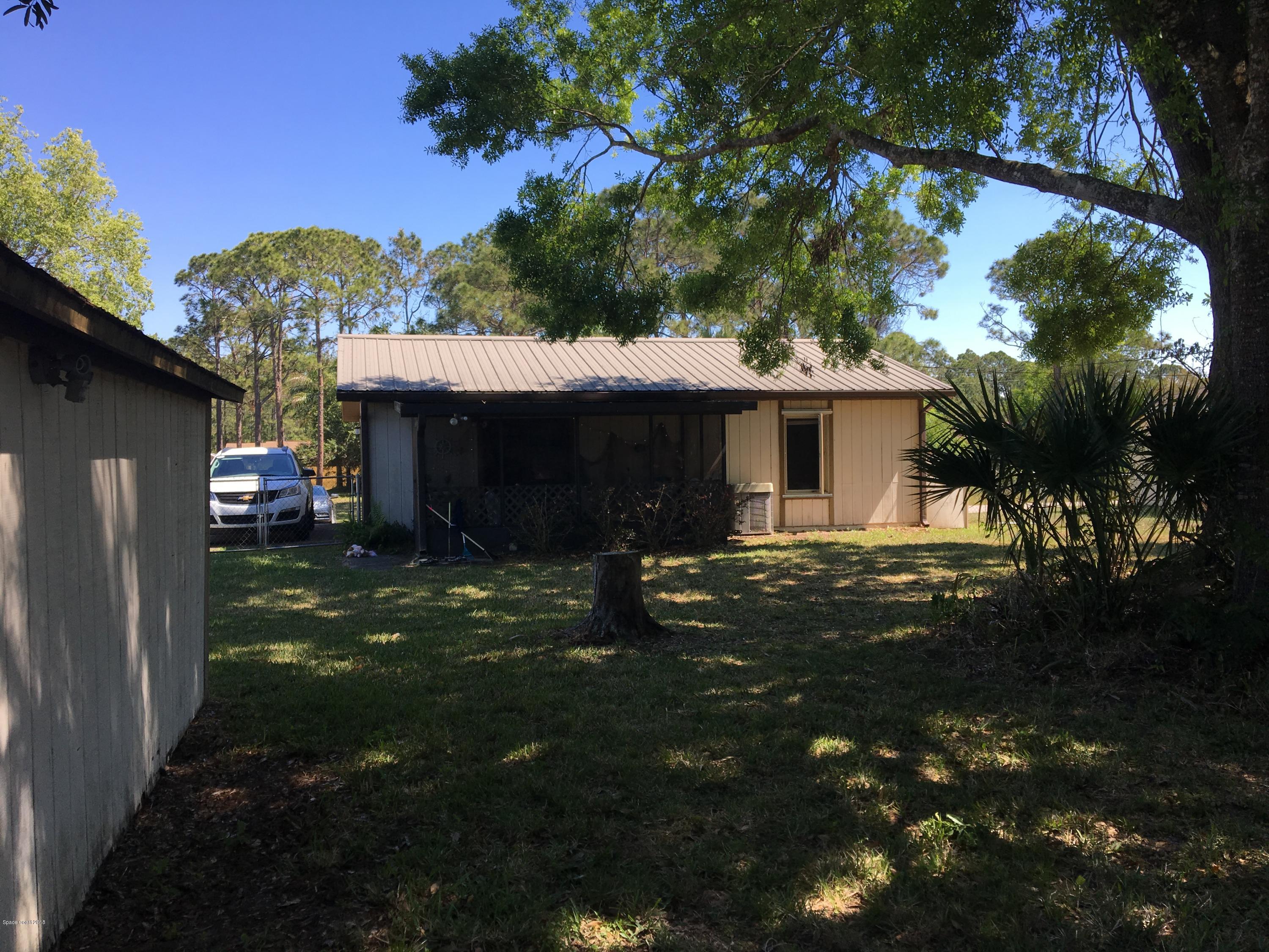 580 Wildmer Road Southwest Palm Bay, FL 32908 - Photo 3 of 15 IMG_5555
