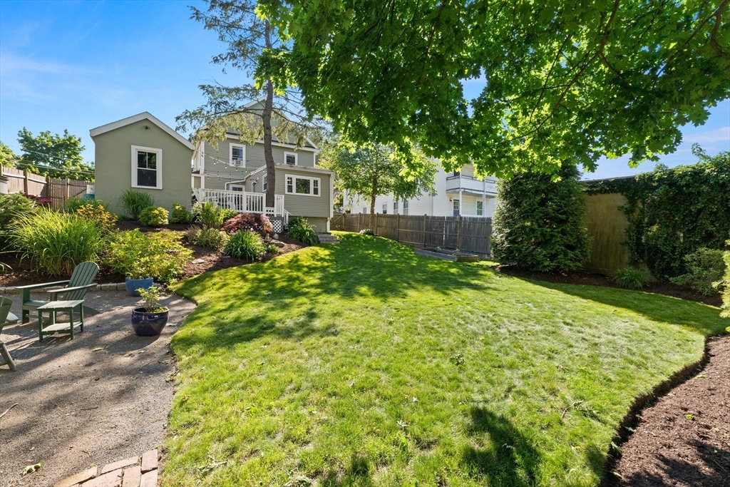 9 Phelps Street Salem, MA 01970 - Photo 32 of 41