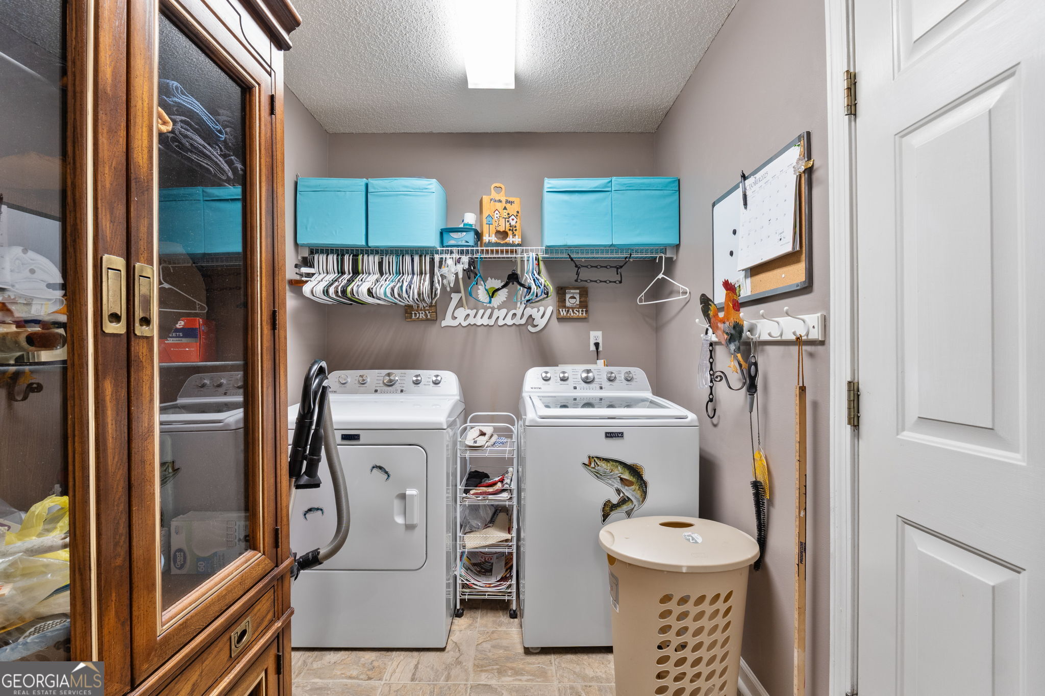 291 Regal Road Jackson, GA 30233 - Photo 11 of 35 a view of living room with furniture and refrigerator